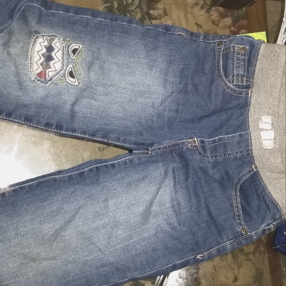 Size 6 Elastic waste jeans